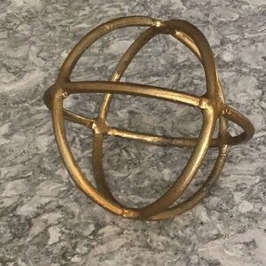 Gold, metal, decorative orb